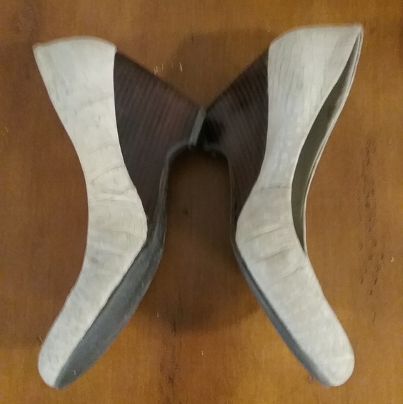 Jessica Simpson Heels - Picture 2 of 3